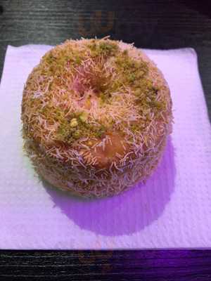 ‪dum Dum Donutterie‬