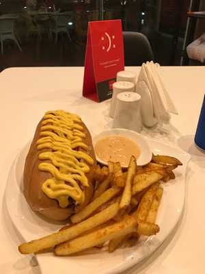 ‪the Hot Dog Joint‬