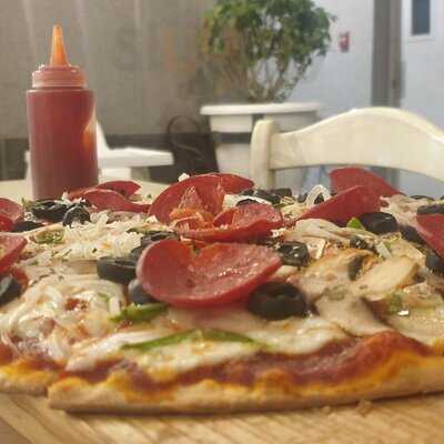 ‪bread And Olives‬