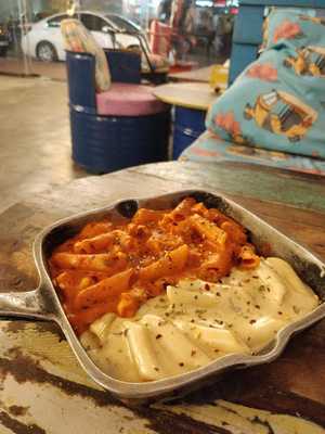 ‪sendan Restaurant & Cafeteria‬