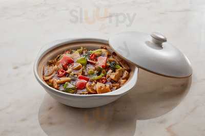 ‪lotus Lily Restaurant‬