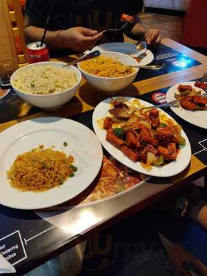 ‪lotus Lily Restaurant‬