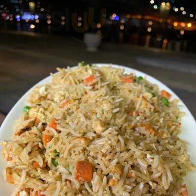 ‪chicken Tikka Inn‬