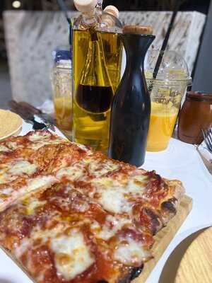 ‪borbone By The Beach‬