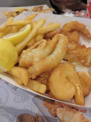 ‪fryer Tuck Fish & Chips‬