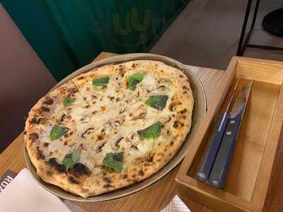 ‪roadster Diner‬