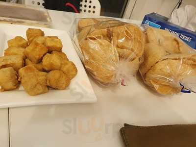 ‪tony's Confectionery‬