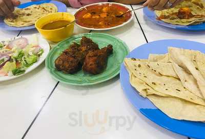 ‪al Baharna Restaurant‬