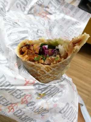 ‪doner And Gyros‬