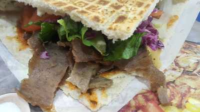 ‪doner And Gyros‬