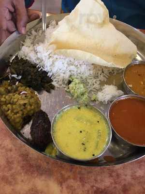 ‪al Khareef Restaurant‬