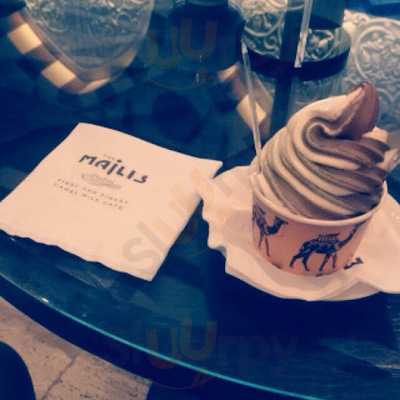 ‪majlis Dubai First And Finest‬