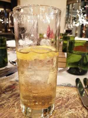 ‪aquarius Snack Bar‬