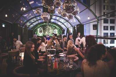 ‪secret Garden By Vii‬