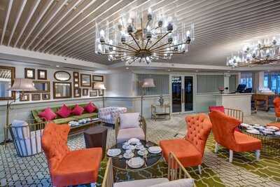 ‪the Champagne And Tea Lounge‬