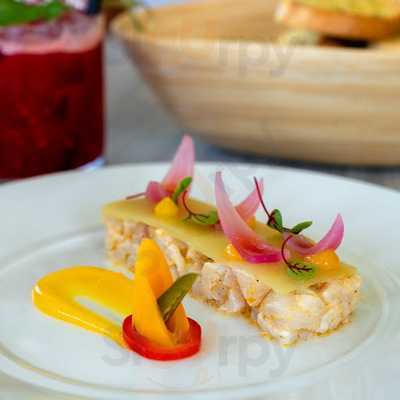 ‪carlos Steakhouse & Italian Restaurant‬