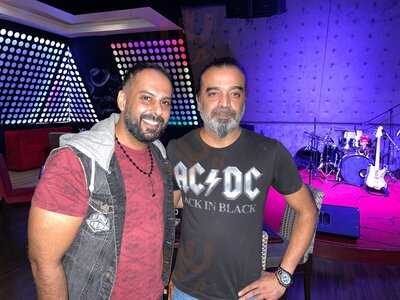 ‪the Viper Room‬