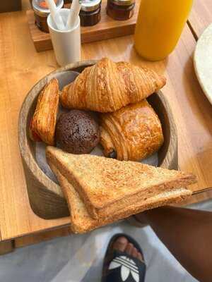 ‪the Delisserie‬