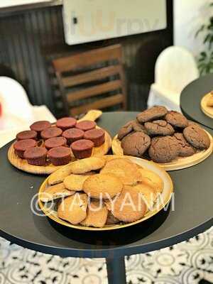 ‪melt And Roast Restaurant‬