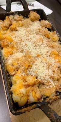 ‪buffalo Wild Wings‬