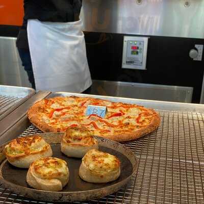 Blaze Pizza