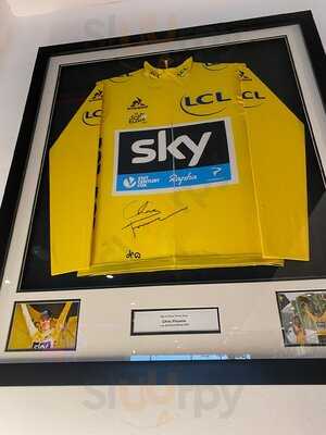 ‪pedal - Cycling & Coffee‬