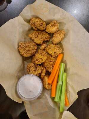 ‪buffalo Wild Wings‬