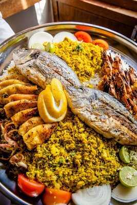 مطعم الفنر للماكولات البحرية