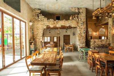 مطعم الفنر للماكولات البحرية