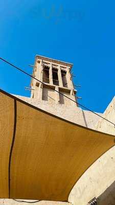 مطعم الفنر للماكولات البحرية