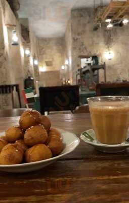 مطعم الفنر للماكولات البحرية