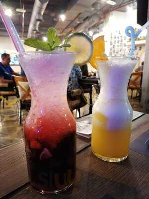 ‪al Ateeq Café‬