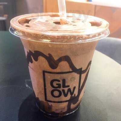 ‪glow Ice Creams‬