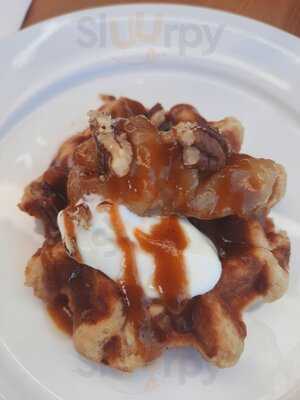 ‪circle Café Jumeirah Islands‬