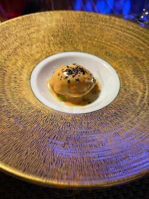 ‪l’atelier De Joël Robuchon‬