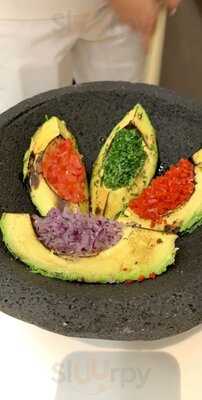 ‪switch Restaurant‬