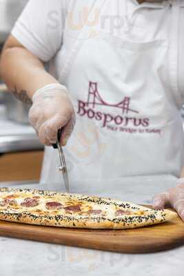 مطعم بوسبورس الشاطئ (جي بي آر)