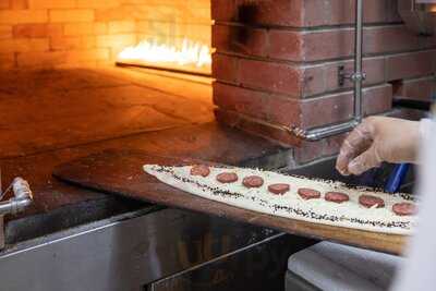 مطعم بوسبورس الشاطئ (جي بي آر)