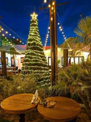 ‪soho Beer Garden‬