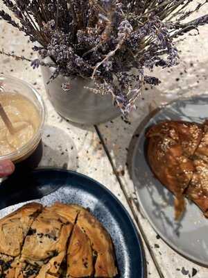 ‪kilikio By Mythos‬