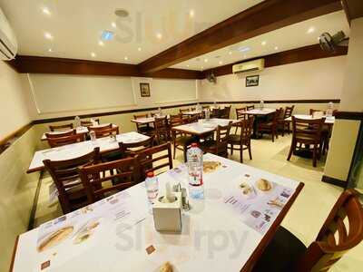 ‪metropole Restaurant Llc‬