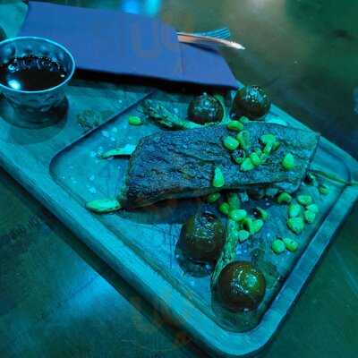 ‪the Void Neighbourhood Hangout‬