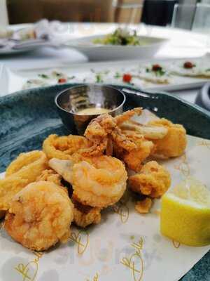 ‪bella Restaurant & Lounge‬