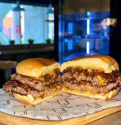 ‪the Fabrique ( Sausage Fabrique‬