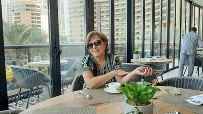 ‪royal Club Lounge‬