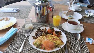 ‪royal Club Lounge‬