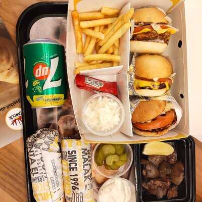 ‪malak Al Tawouk‬