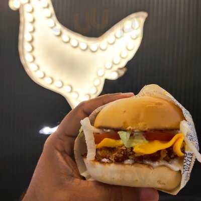 ‪malak Al Tawouk‬