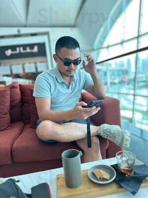 ‪the Climbing Goat‬