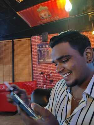 ‪freddy’s Restro Café‬